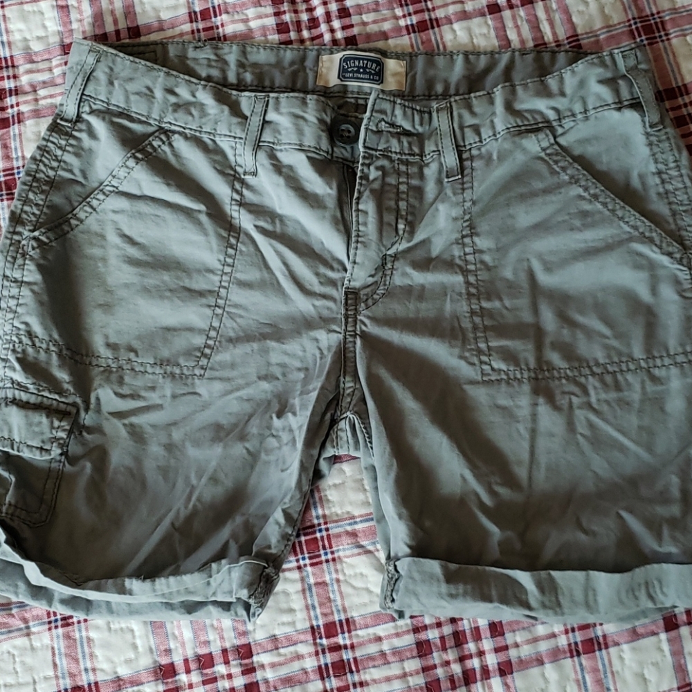Levi's cargo shorts
